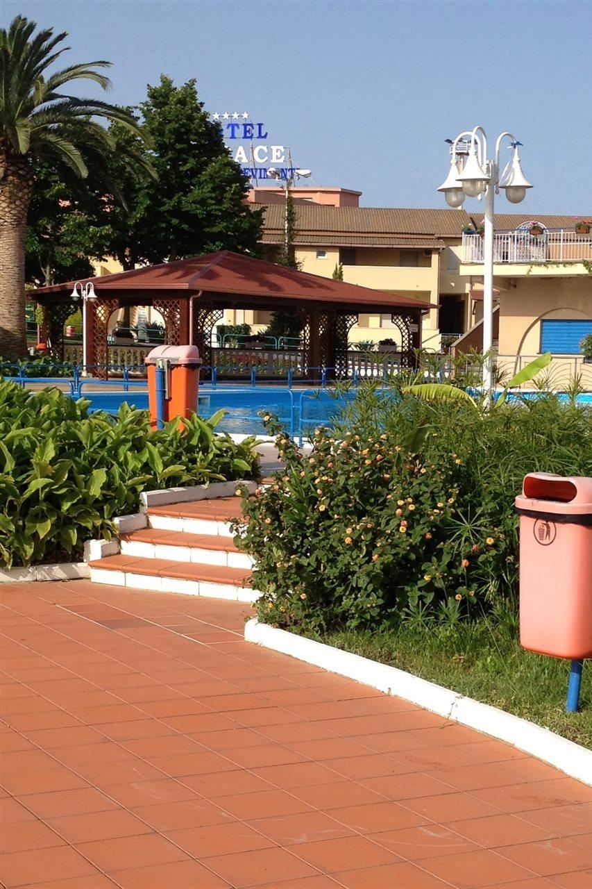La Pace Village Residence Club Тропея Экстерьер фото