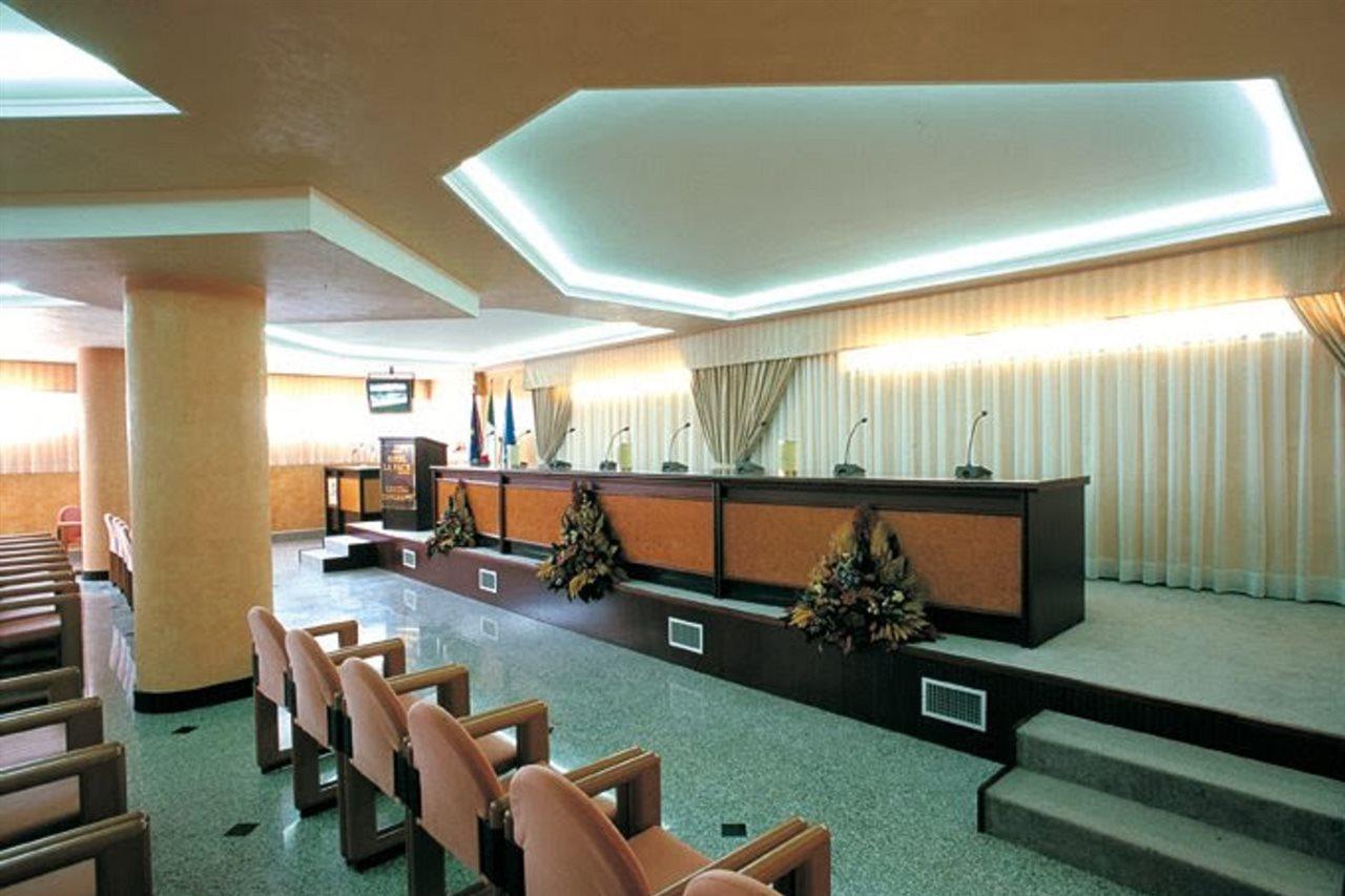 La Pace Village Residence Club Тропея Экстерьер фото