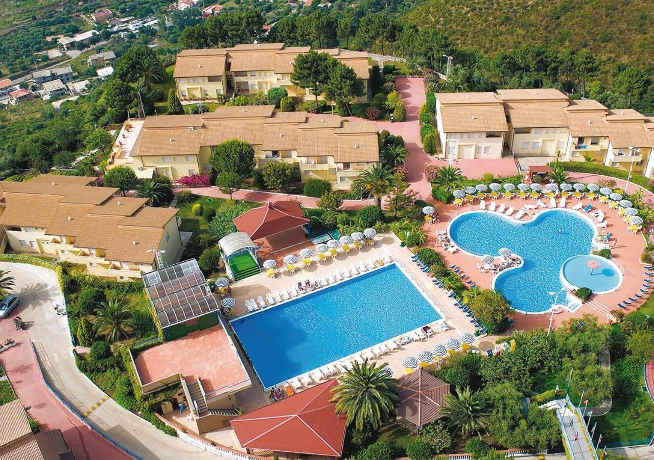 La Pace Village Residence Club Тропея Экстерьер фото